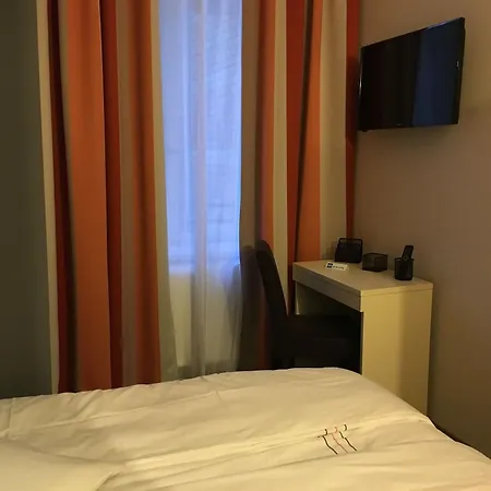 أدونيس 3*